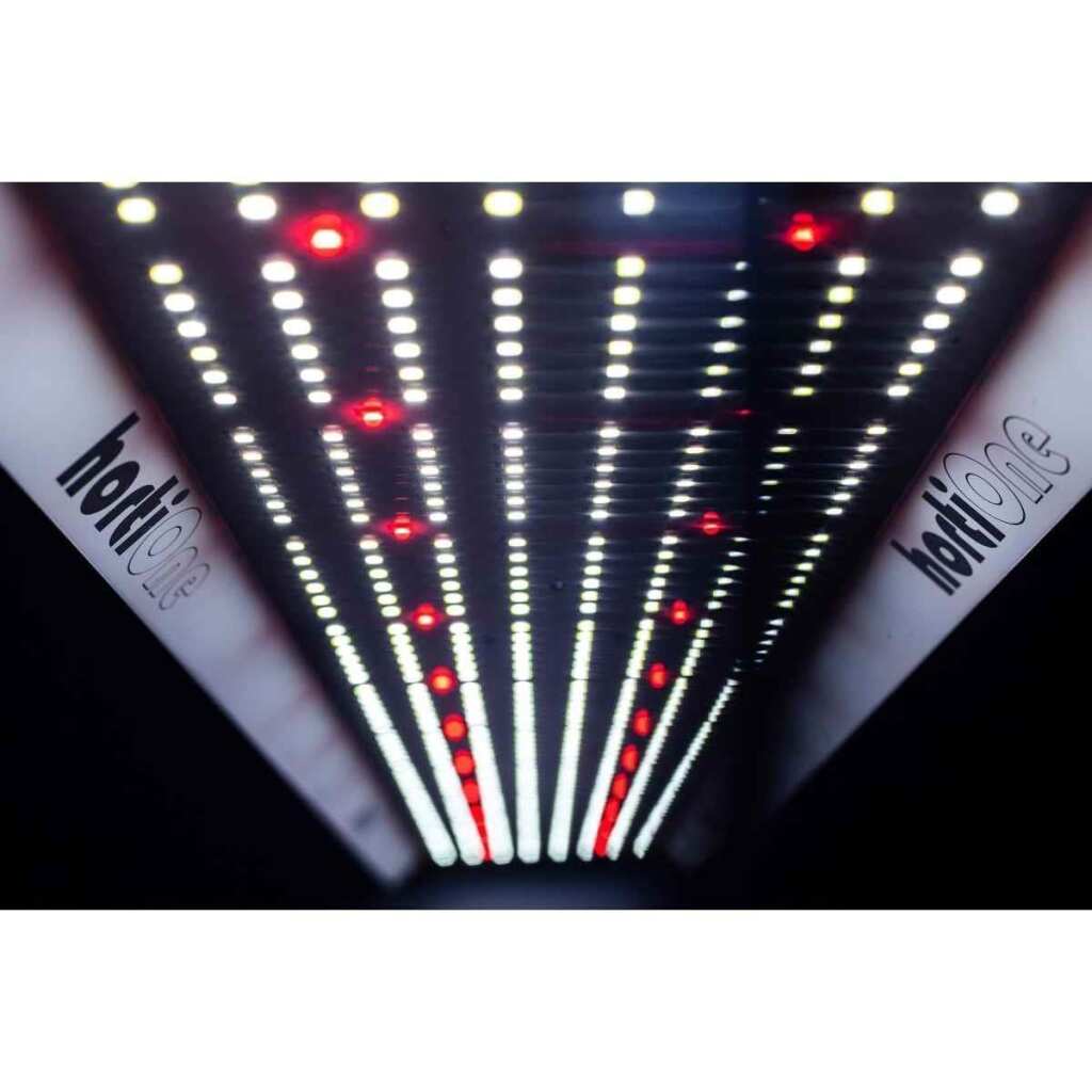hortiOne 600 | 220 Watt | 600 µmol/s | LED Grow Lampe – Bild 5