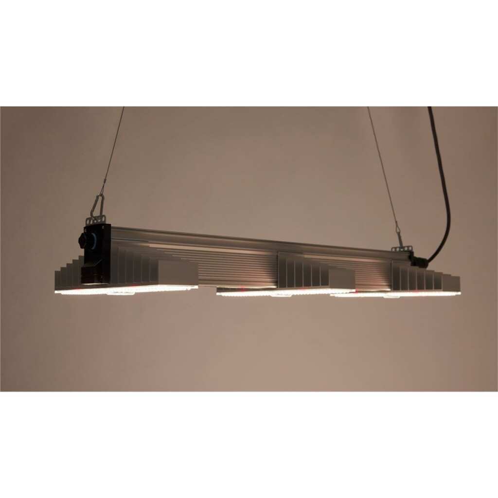 SANlight EVO 3-100 1.5 | 200 Watt | 545 µmol/s – Bild 4